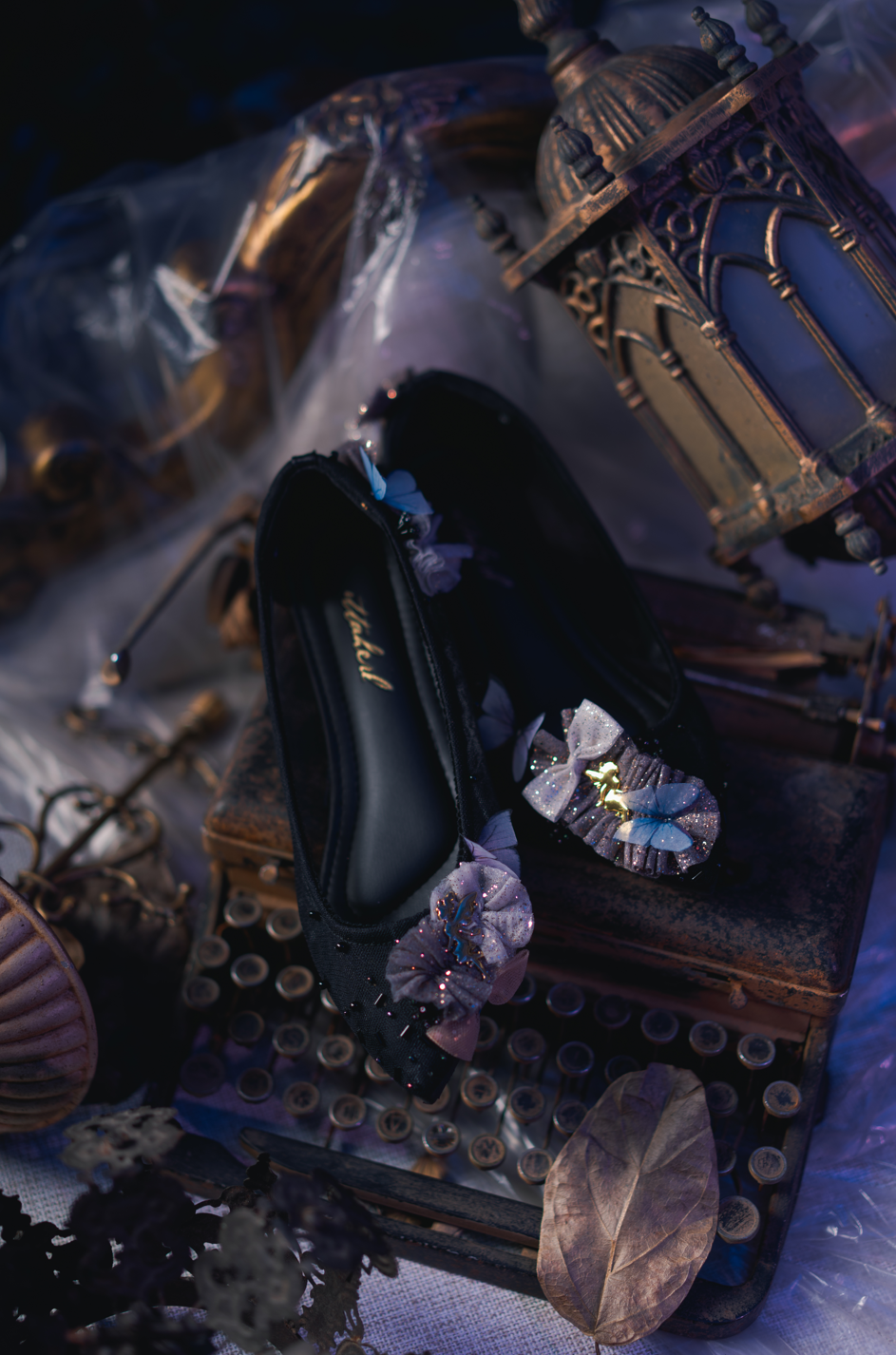 Katnis Night マキシ ポインテッドパンプス インクブラック