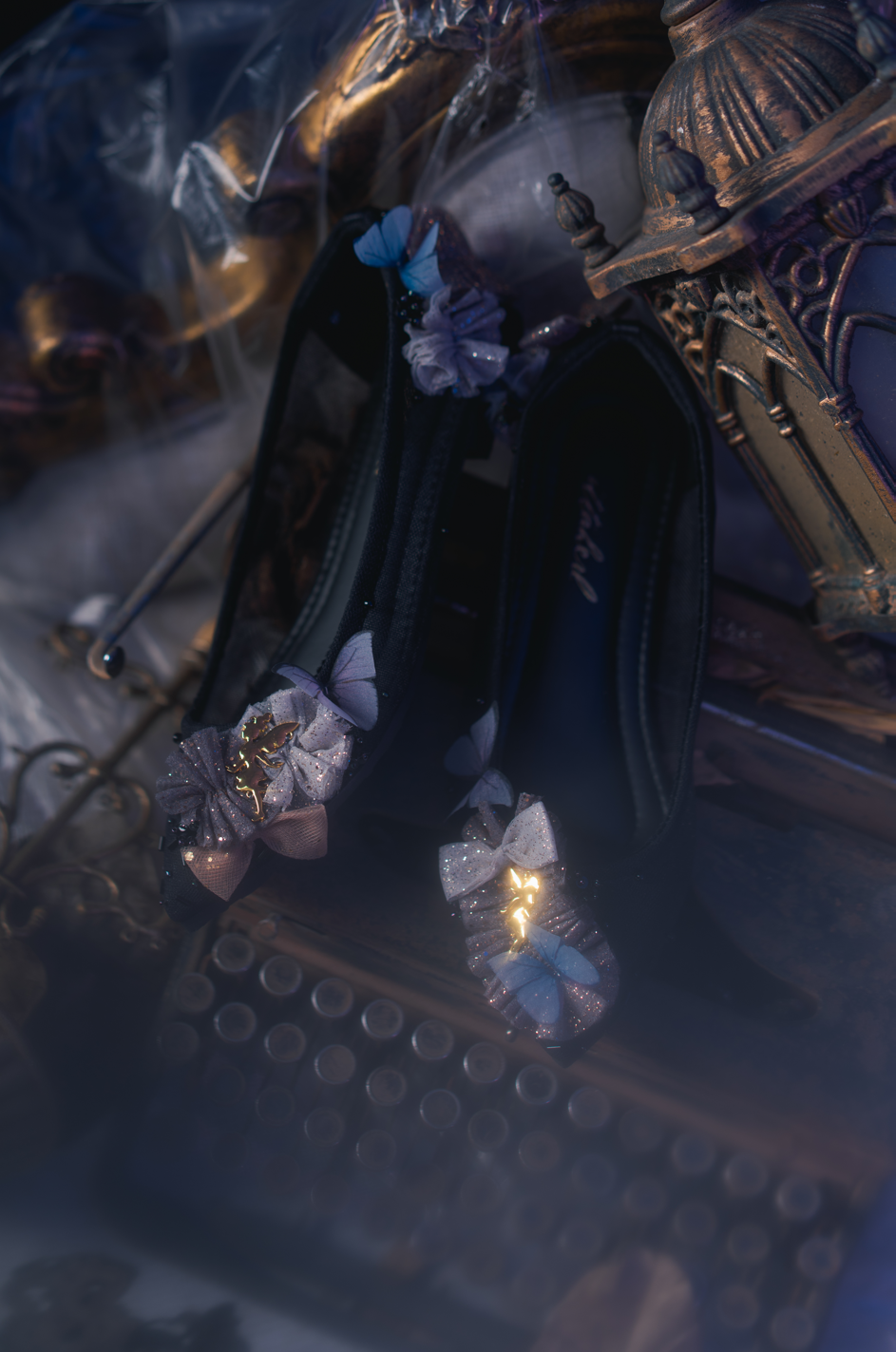 Katnis Night マキシ ポインテッドパンプス インクブラック