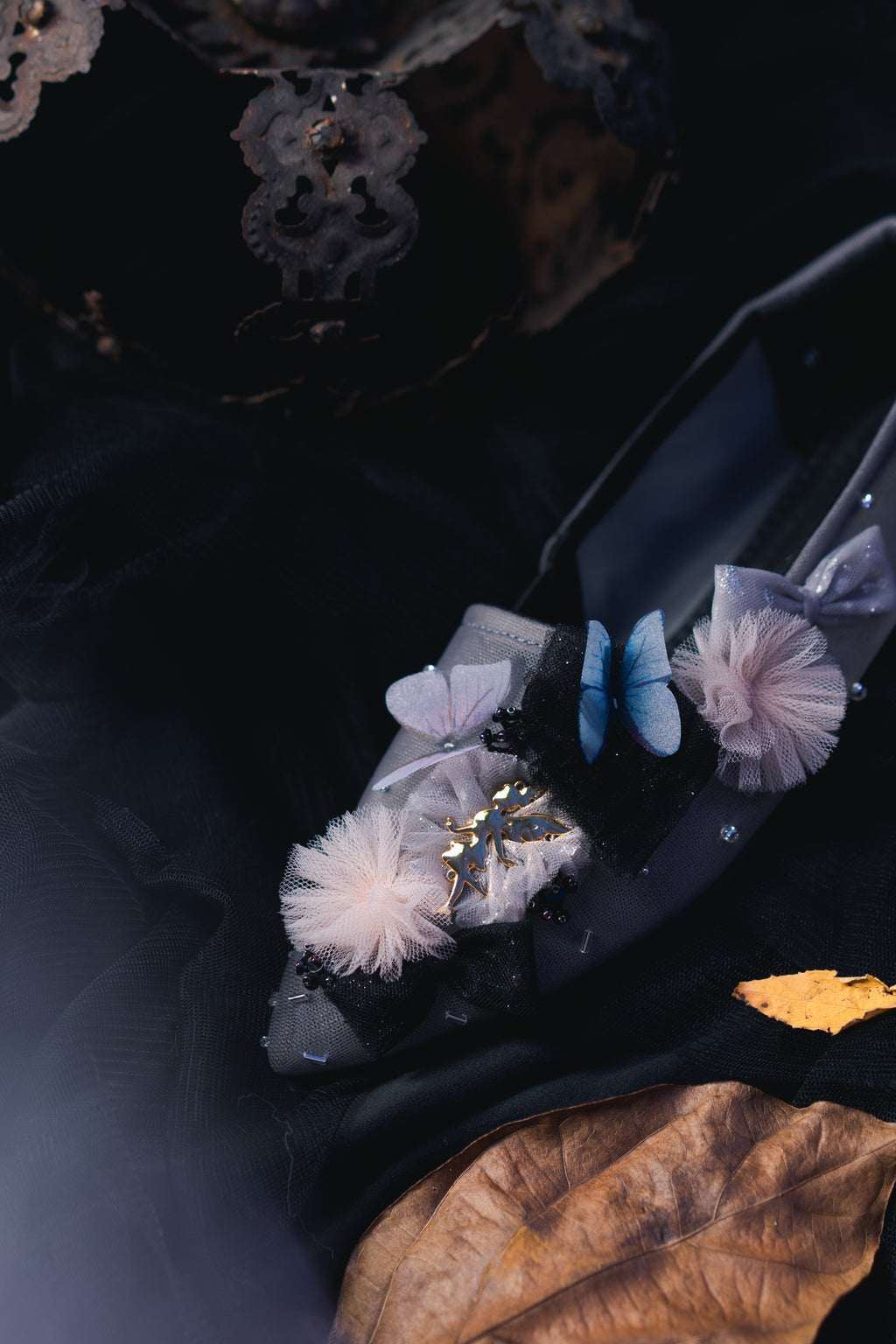 Katnis Night スリッポン ポインテッドトゥ ウィスパー グレー